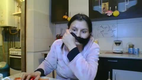 Snapshot of doll_stylish_ chatting on 5, 2, 2025 dol online show from 5, 2, 2025