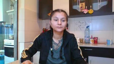 Snapshot of doll_stylish_ chatting on 8, 2, 2025 dol online show from 8, 2, 2025