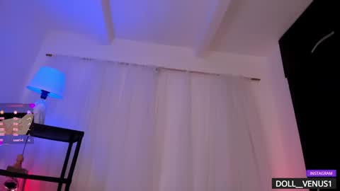 Snapshot of doll_venus chatting on 21, 2, 2025 Roxana independent model can you help me reach 100 hands up uwu online show from 21, 2, 2025