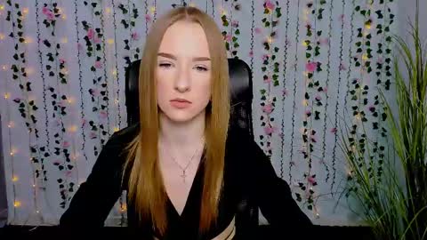 doll_vey online show from 7, 3, 2025