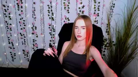 doll_vey online show from 11, 9, 2025