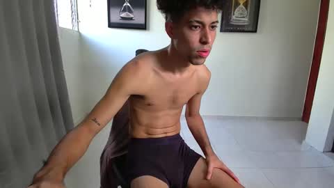 Snapshot of dollarhot30 chatting on 22, 12, 2025 DollarHot30 online show from 22, 12, 2025