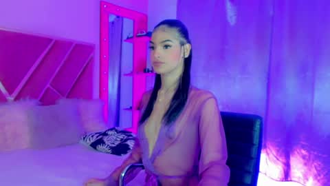 dollcute_latin online show from 2, 7, 2026