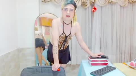 ilona online show from 9, 5, 2026
