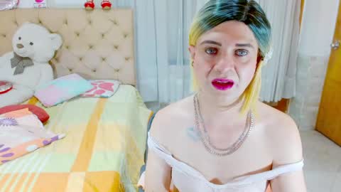 ilona online show from 19, 5, 2026