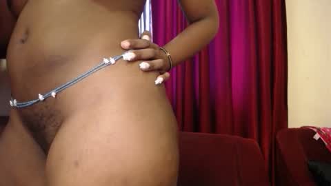 Snapshot of dollface_bella chatting on 11, 10, 2025 Bella online show from 11, 10, 2025