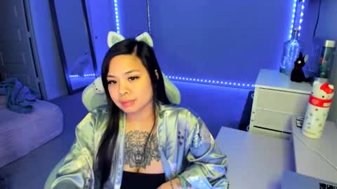 DOLLLFACE online show from 15, 9, 2025