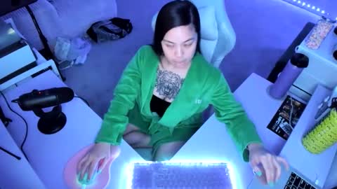 DOLLLFACE online show from 16, 2, 2026