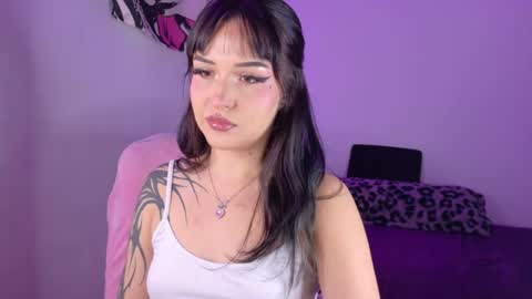Isabela   Independet model 3 online show from 14, 7, 2026