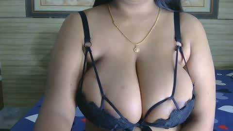 Snapshot of dolly_2 chatting on 23, 2, 2025 dolly_2 online show from 23, 2, 2025