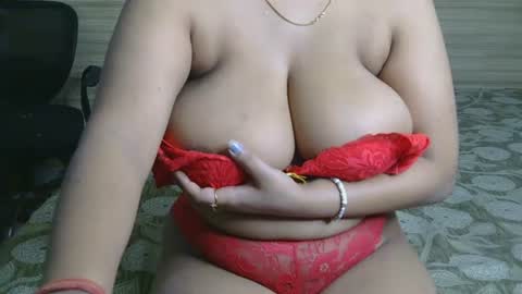 Snapshot of dolly_2 chatting on 2, 3, 2025 dolly_2 online show from 2, 3, 2025