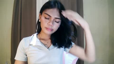 dolly_angel2 online show from 29, 12, 2024