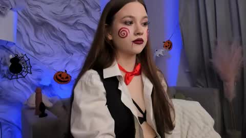 Snapshot of dolly_gleam chatting on 31, 10, 2025 Dolly online show from 31, 10, 2025