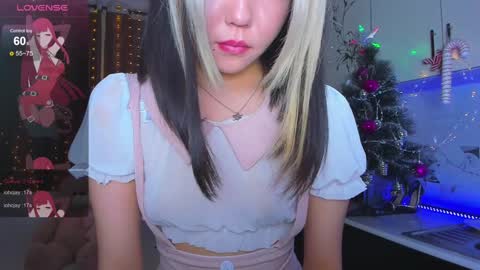 Snapshot of dollyiaa chatting on 13, 12, 2024 Dollya online show from 13, 12, 2024