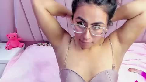 Snapshot of dollyjuicy1 chatting on 31, 1, 2025 dollyjuicy1 online show from 31, 1, 2025