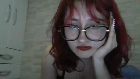 Snapshot of dollymimii chatting on 26, 10, 2025 dollymimii online show from 26, 10, 2025