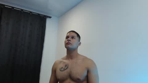 Snapshot of dom_craw chatting on 16, 12, 2024 Domimick Crawford online show from 16, 12, 2024