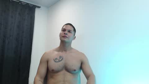 Snapshot of dom_craw chatting on 23, 12, 2024 Domimick Crawford online show from 23, 12, 2024