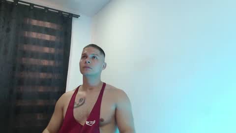 Snapshot of dom_craw chatting on 21, 2, 2025 Domimick Crawford online show from 21, 2, 2025