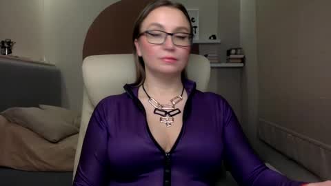 Snapshot of dom_mummy chatting on 26, 1, 2025 DOM MUMMY online show from 26, 1, 2025