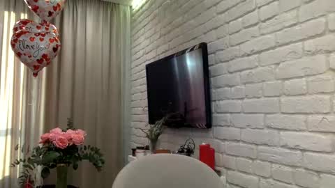 Snapshot of dom_mummy chatting on 15, 2, 2025 DOM MUMMY online show from 15, 2, 2025