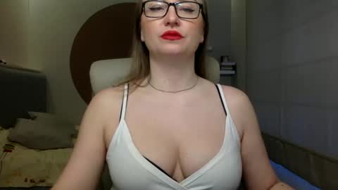 Snapshot of dom_mummy chatting on 27, 2, 2025 DOM MUMMY online show from 27, 2, 2025