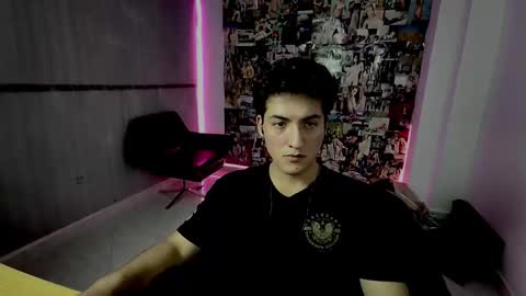 Snapshot of dom_viktor chatting on 15, 9, 2025 dom_viktor online show from 15, 9, 2025