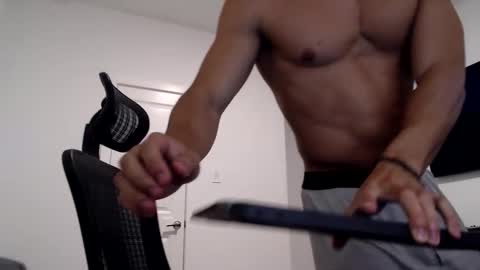 Snapshot of domd3 chatting on 22, 9, 2025 Dom online show from 22, 9, 2025