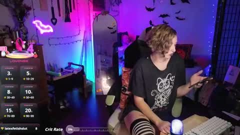 Snapshot of dominantman18064 chatting on 6, 11, 2025 Bigbearnbunnyboy online show from 6, 11, 2025