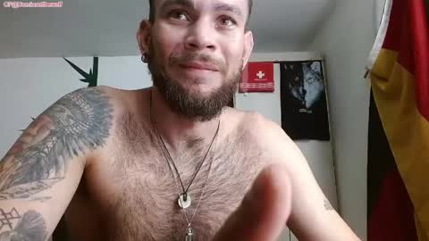 Logan - INDEPENDET MODEL online show from 13, 5, 2026