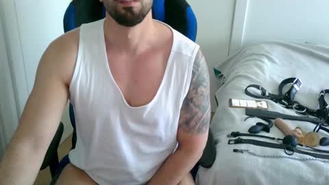 DominatedTitan online show from 3, 4, 2026