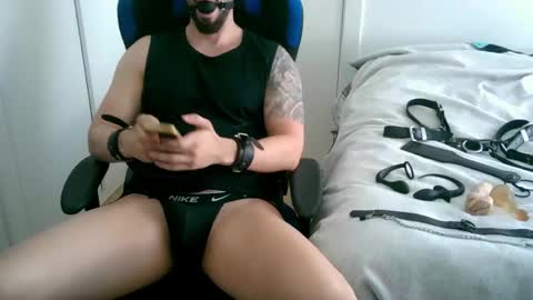 DominatedTitan online show from 18, 4, 2026