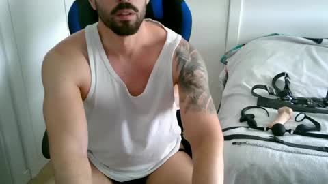 DominatedTitan online show from 2, 6, 2026