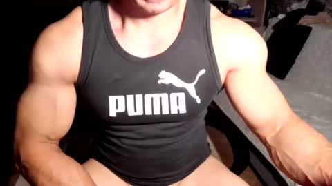 Snapshot of dominatemuscle chatting on 19, 6, 2026 Kevin online show from 19, 6, 2026