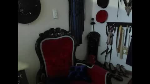 Dom Blue online show from 19, 10, 2025