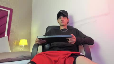 Dominic foox online show from 10, 3, 2026