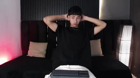 Dominic online show from 25, 11, 2025