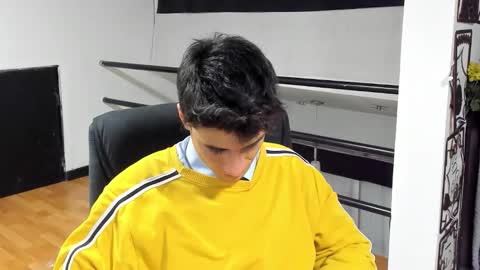 Snapshot of dominic_radccliffe chatting on 26, 11, 2025 Your real love online show from 26, 11, 2025