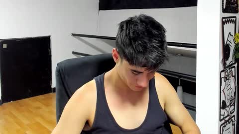 Snapshot of dominic_radccliffe chatting on 18, 12, 2025 Your real love online show from 18, 12, 2025