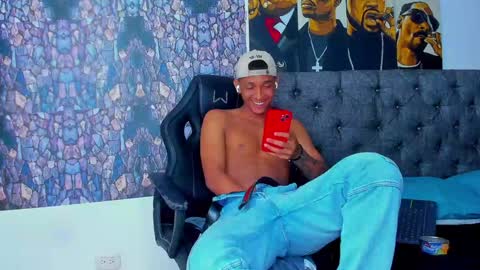 dominic_smith_ online show from 6, 2, 2025