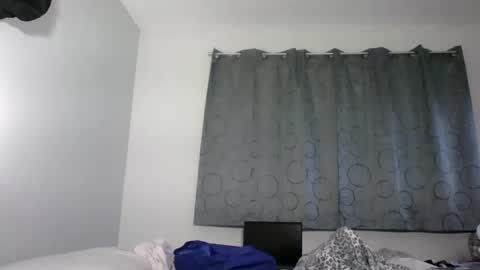 Snapshot of dominicanorico chatting on 8, 10, 2025 luis online show from 8, 10, 2025