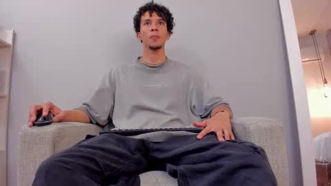 Dominick Star online show from 26, 10, 2025