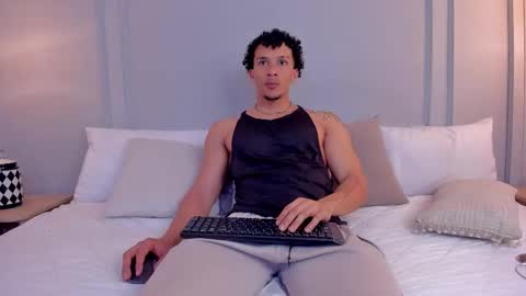 Dominick Star online show from 8, 1, 2026