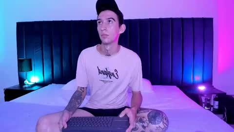 dominik_thompson777 online show from 10, 9, 2025