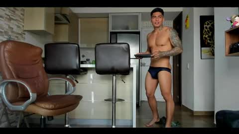 Snapshot of dominiofit chatting on 23, 2, 2025 Only fans Ronnie col---InstaRonniecolleman  online show from 23, 2, 2025