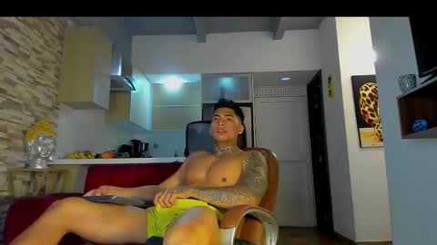 Snapshot of dominiofit chatting on 21, 9, 2025 Only fans Ronnie col---InstaRonniecolleman  online show from 21, 9, 2025