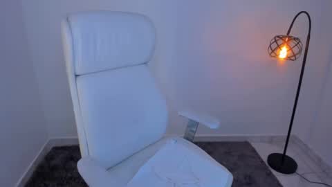 Snapshot of dominique_21x chatting on 21, 1, 2025 DOMINIC online show from 21, 1, 2025