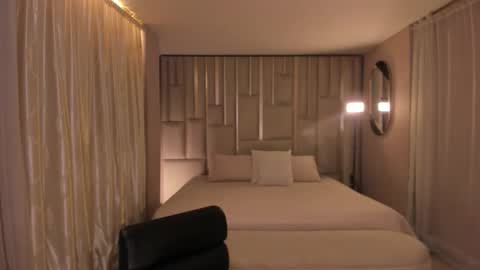 Dominique online show from 27, 9, 2025