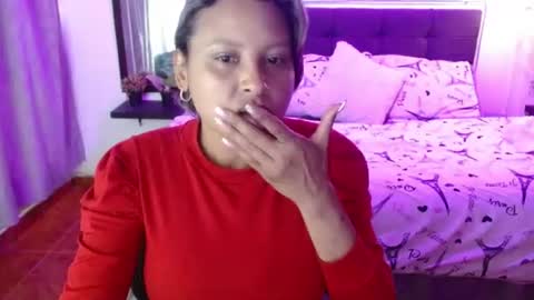 Snapshot of domink_gilr chatting on 15, 6, 2026 D O M I N K online show from 15, 6, 2026
