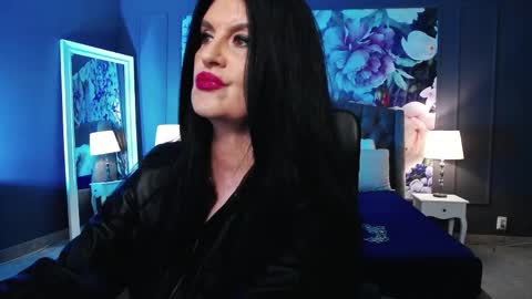 Snapshot of dommelisa chatting on 7, 5, 2026 Dom Melisa online show from 7, 5, 2026